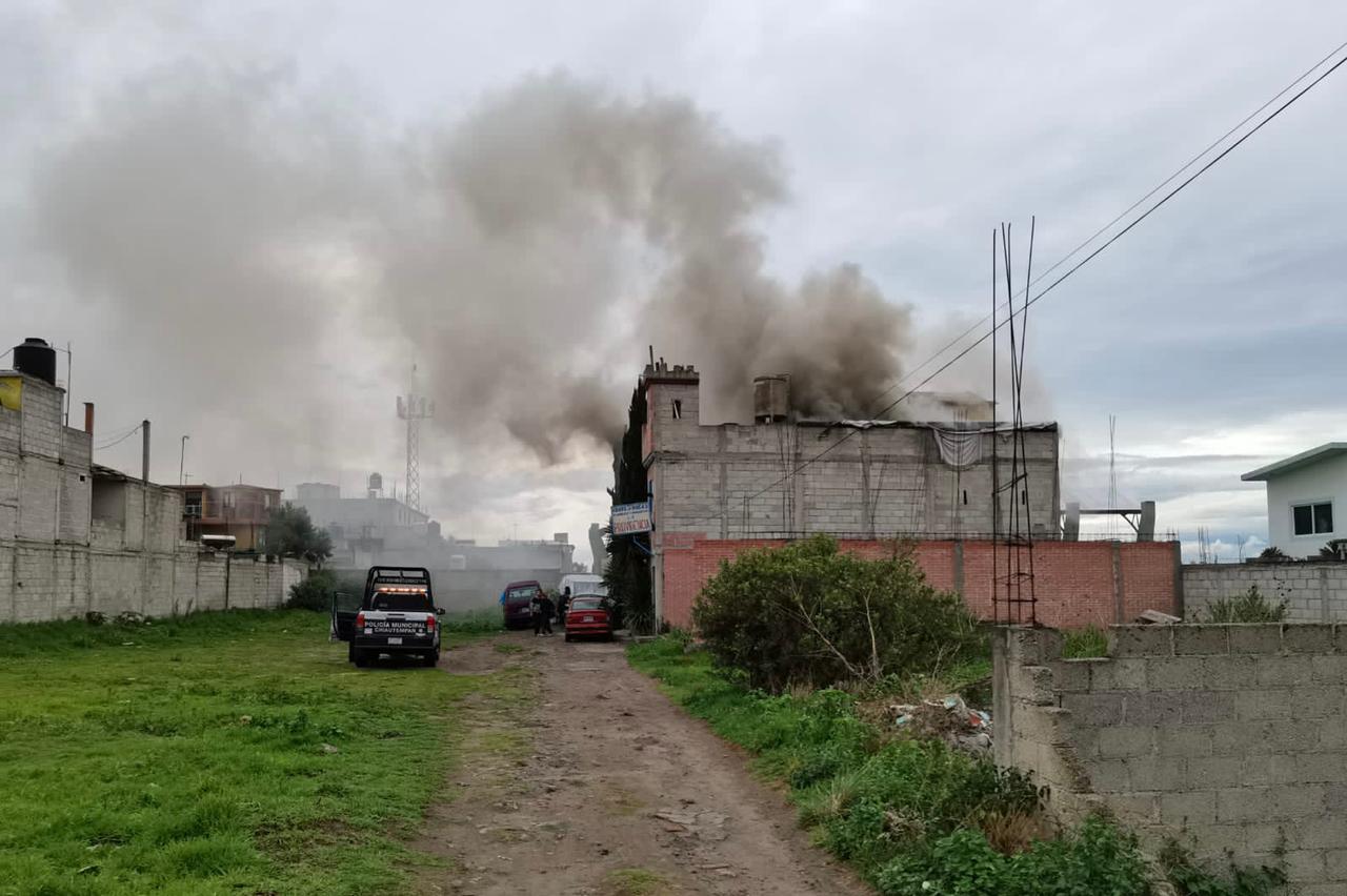 Brinda apoyo seguridad pública de Chiautempan a Bomberos tras incendio